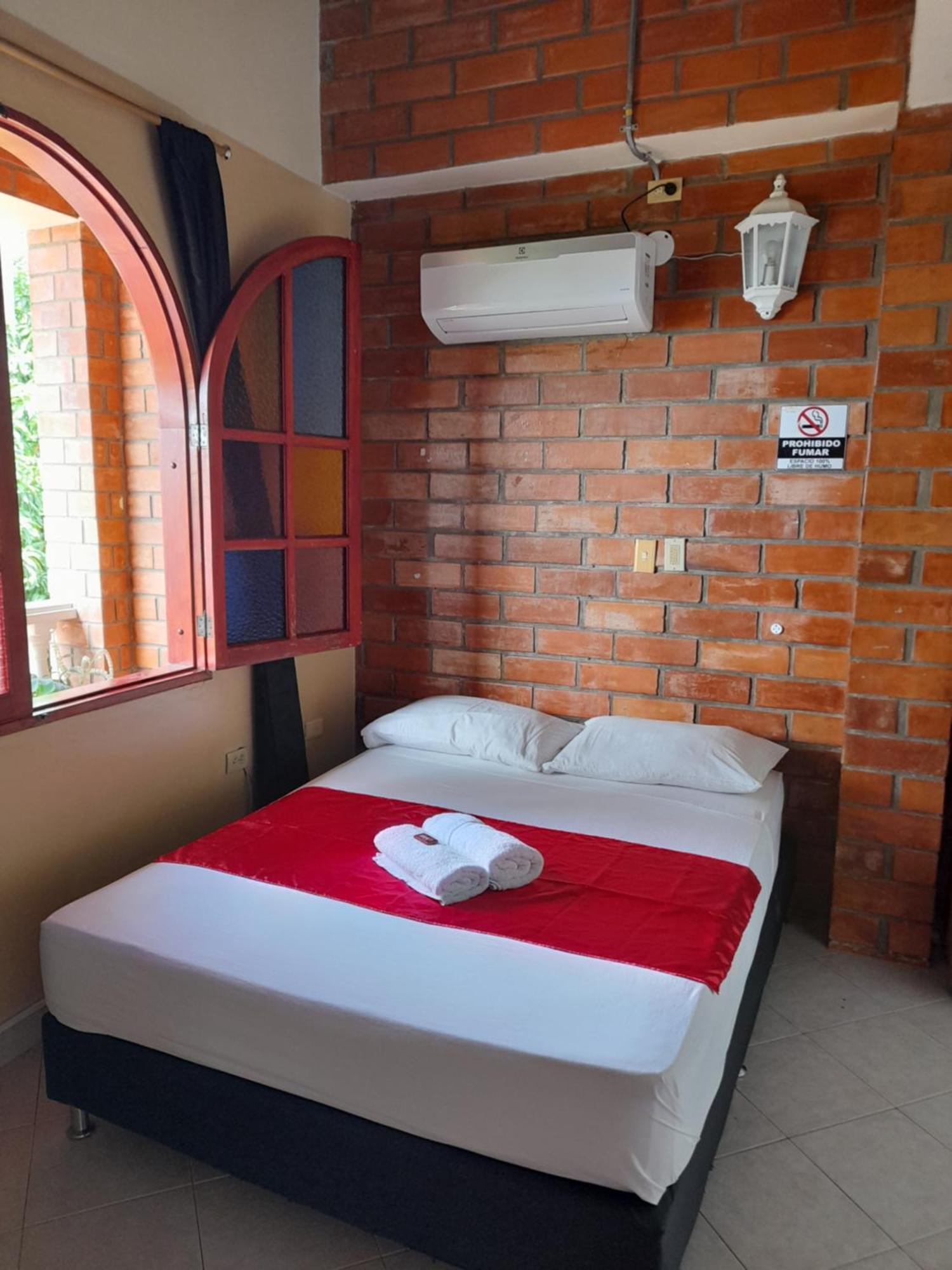 Hotel Boutique Los Gentiles Santa Fe de Antioquia Room photo