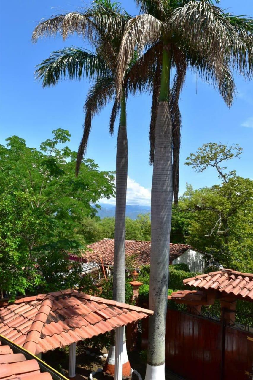 Hotel Boutique Los Gentiles Santa Fe de Antioquia Exterior photo