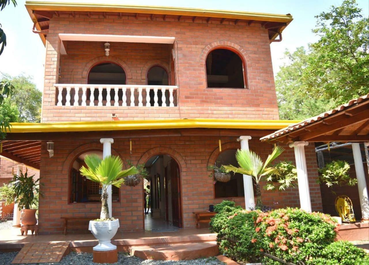 Hotel Boutique Los Gentiles Santa Fe de Antioquia Exterior photo